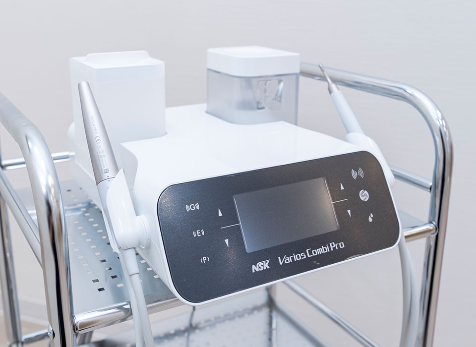 歯面清掃装置（パウダークリーニング）